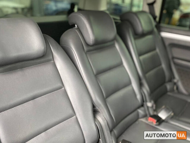 Чорний Фольксваген Туран, об'ємом двигуна 1.4 л та пробігом 258 тис. км за 8700 $, фото 21 на Automoto.ua