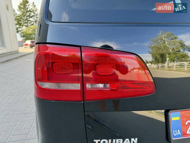 Черный Фольксваген Туран, объемом двигателя 0 л и пробегом 236 тыс. км за 10350 $, фото 47 на Automoto.ua