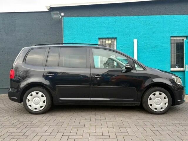 Черный Фольксваген Туран, объемом двигателя 0 л и пробегом 166 тыс. км за 3525 $, фото 5 на Automoto.ua