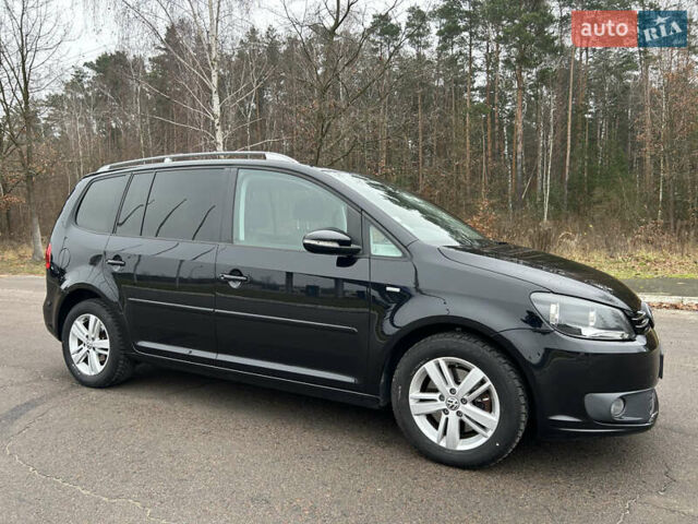 Чорний Фольксваген Туран, об'ємом двигуна 2 л та пробігом 262 тис. км за 12250 $, фото 25 на Automoto.ua