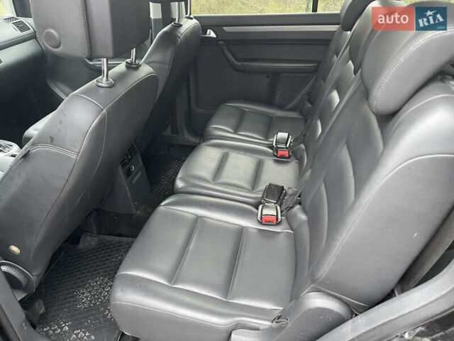 Чорний Фольксваген Туран, об'ємом двигуна 1.39 л та пробігом 230 тис. км за 7999 $, фото 11 на Automoto.ua