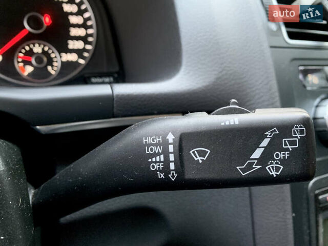 Черный Фольксваген Туран, объемом двигателя 2 л и пробегом 190 тыс. км за 11799 $, фото 31 на Automoto.ua