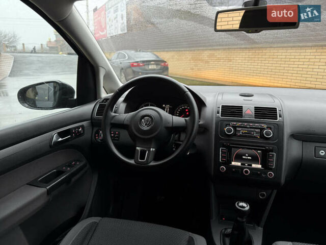 Чорний Фольксваген Туран, об'ємом двигуна 1.6 л та пробігом 218 тис. км за 10650 $, фото 31 на Automoto.ua