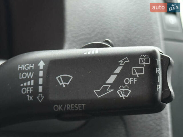 Чорний Фольксваген Туран, об'ємом двигуна 1.6 л та пробігом 218 тис. км за 9950 $, фото 22 на Automoto.ua