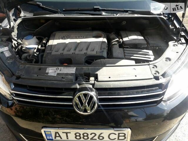 Чорний Фольксваген Туран, об'ємом двигуна 1.6 л та пробігом 211 тис. км за 11028 $, фото 5 на Automoto.ua