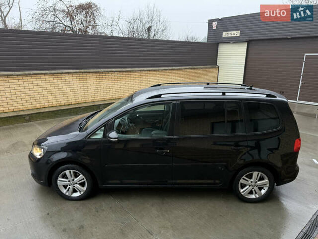 Чорний Фольксваген Туран, об'ємом двигуна 1.6 л та пробігом 218 тис. км за 10650 $, фото 9 на Automoto.ua