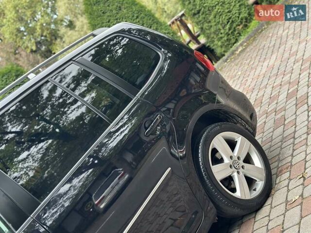 Черный Фольксваген Туран, объемом двигателя 2 л и пробегом 200 тыс. км за 11850 $, фото 80 на Automoto.ua