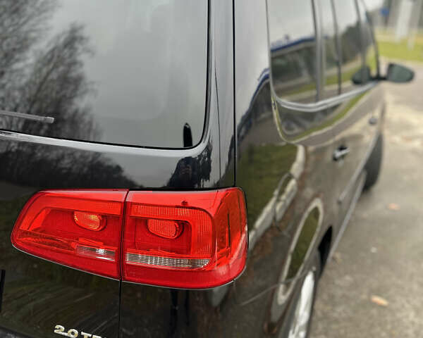 Чорний Фольксваген Туран, об'ємом двигуна 2 л та пробігом 262 тис. км за 12250 $, фото 111 на Automoto.ua