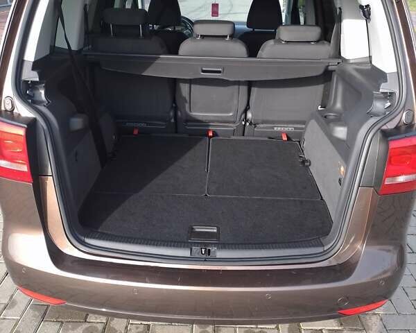 Чорний Фольксваген Туран, об'ємом двигуна 1.4 л та пробігом 259 тис. км за 9250 $, фото 35 на Automoto.ua