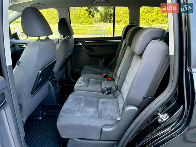 Черный Фольксваген Туран, объемом двигателя 0 л и пробегом 236 тыс. км за 10350 $, фото 41 на Automoto.ua