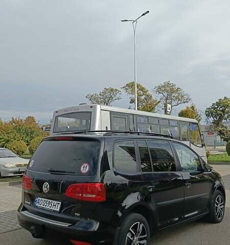 Черный Фольксваген Туран, объемом двигателя 1.97 л и пробегом 101 тыс. км за 12500 $, фото 6 на Automoto.ua