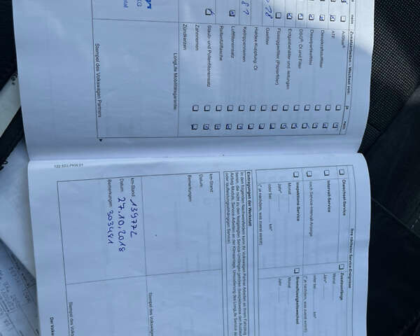 Чорний Фольксваген Туран, об'ємом двигуна 1.6 л та пробігом 228 тис. км за 11999 $, фото 26 на Automoto.ua