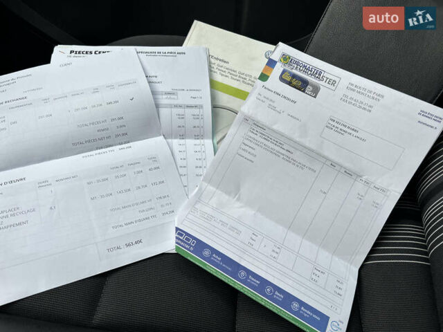 Чорний Фольксваген Туран, об'ємом двигуна 2 л та пробігом 262 тис. км за 12250 $, фото 100 на Automoto.ua