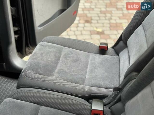 Черный Фольксваген Туран, объемом двигателя 2 л и пробегом 200 тыс. км за 11850 $, фото 36 на Automoto.ua