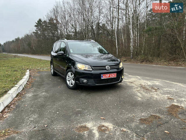 Чорний Фольксваген Туран, об'ємом двигуна 2 л та пробігом 262 тис. км за 12250 $, фото 103 на Automoto.ua