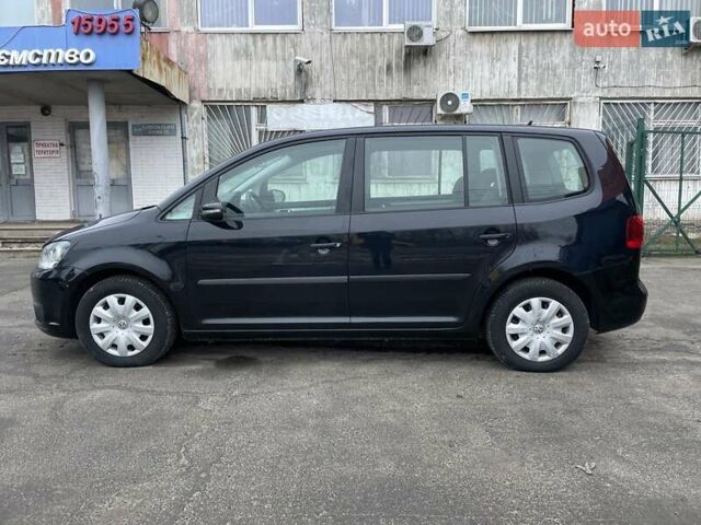 Чорний Фольксваген Туран, об'ємом двигуна 1.6 л та пробігом 231 тис. км за 11800 $, фото 5 на Automoto.ua