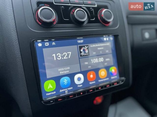 Чорний Фольксваген Туран, об'ємом двигуна 1.6 л та пробігом 231 тис. км за 11800 $, фото 21 на Automoto.ua