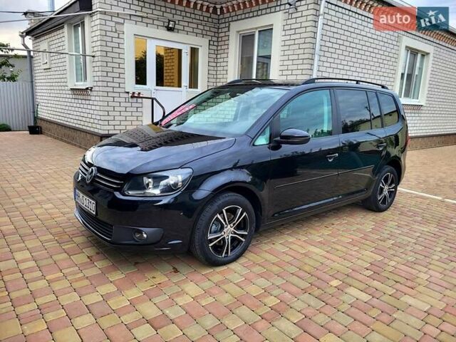 Черный Фольксваген Туран, объемом двигателя 1.6 л и пробегом 204 тыс. км за 11950 $, фото 5 на Automoto.ua