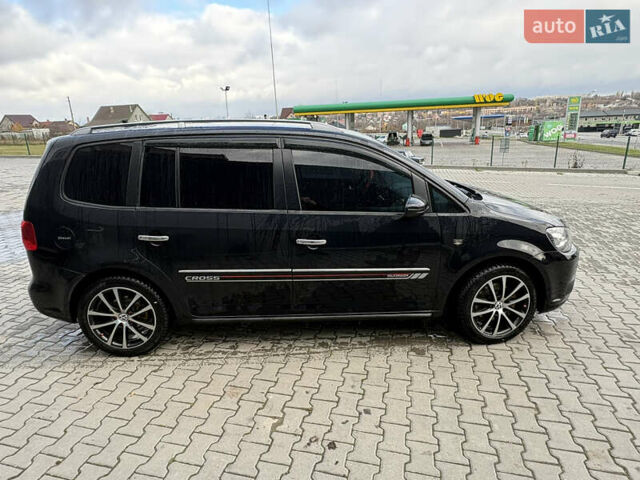 Черный Фольксваген Туран, объемом двигателя 2 л и пробегом 265 тыс. км за 11400 $, фото 13 на Automoto.ua