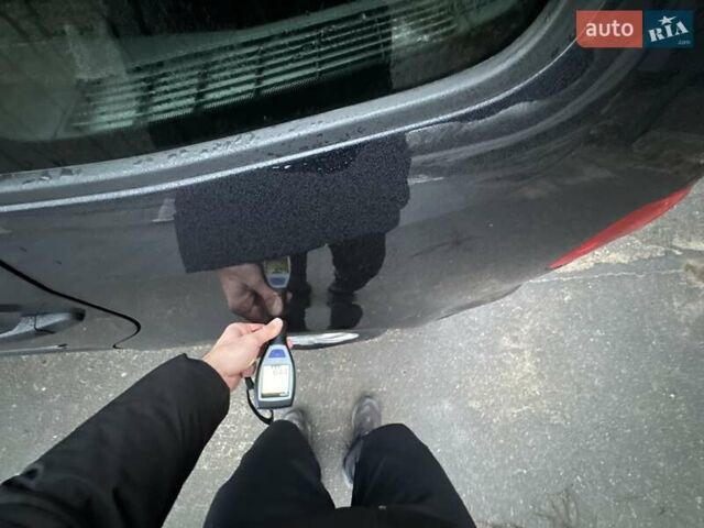 Чорний Фольксваген Туран, об'ємом двигуна 1.6 л та пробігом 231 тис. км за 11800 $, фото 89 на Automoto.ua