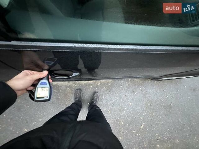 Чорний Фольксваген Туран, об'ємом двигуна 1.6 л та пробігом 231 тис. км за 11800 $, фото 97 на Automoto.ua