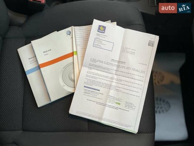 Чорний Фольксваген Туран, об'ємом двигуна 1.6 л та пробігом 231 тис. км за 11800 $, фото 55 на Automoto.ua