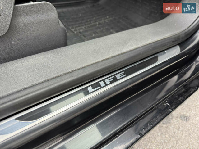 Чорний Фольксваген Туран, об'ємом двигуна 1.97 л та пробігом 243 тис. км за 12550 $, фото 26 на Automoto.ua