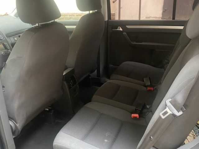 Черный Фольксваген Туран, объемом двигателя 1.6 л и пробегом 3 тыс. км за 9000 $, фото 10 на Automoto.ua