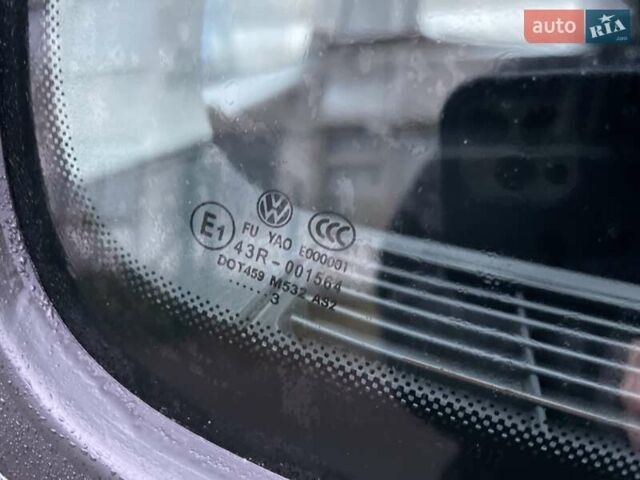 Чорний Фольксваген Туран, об'ємом двигуна 1.6 л та пробігом 231 тис. км за 11800 $, фото 68 на Automoto.ua