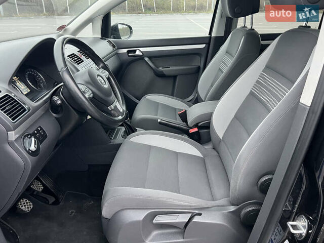 Чорний Фольксваген Туран, об'ємом двигуна 1.6 л та пробігом 201 тис. км за 12900 $, фото 23 на Automoto.ua