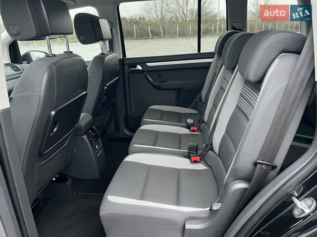 Чорний Фольксваген Туран, об'ємом двигуна 1.6 л та пробігом 201 тис. км за 12900 $, фото 12 на Automoto.ua