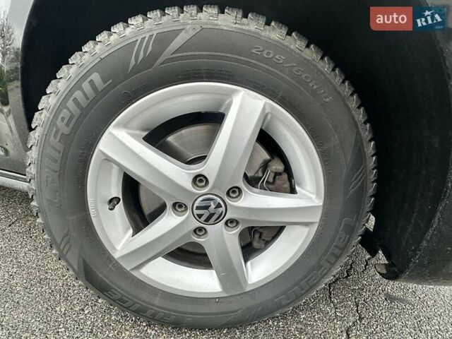 Черный Фольксваген Туран, объемом двигателя 2 л и пробегом 240 тыс. км за 11900 $, фото 8 на Automoto.ua