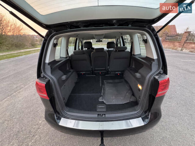 Черный Фольксваген Туран, объемом двигателя 1.6 л и пробегом 225 тыс. км за 8850 $, фото 13 на Automoto.ua