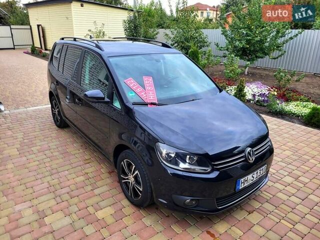 Черный Фольксваген Туран, объемом двигателя 1.6 л и пробегом 204 тыс. км за 11950 $, фото 24 на Automoto.ua