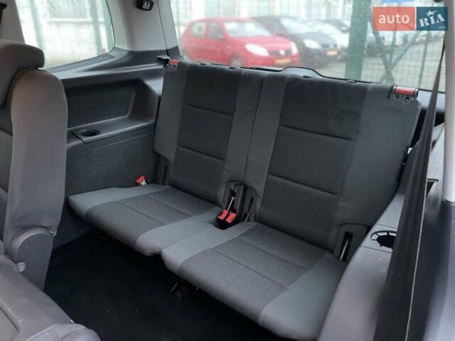 Чорний Фольксваген Туран, об'ємом двигуна 1.6 л та пробігом 231 тис. км за 11800 $, фото 33 на Automoto.ua