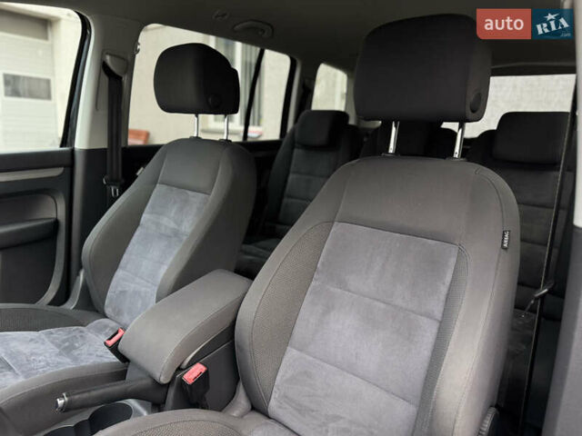 Черный Фольксваген Туран, объемом двигателя 1.4 л и пробегом 171 тыс. км за 10799 $, фото 6 на Automoto.ua