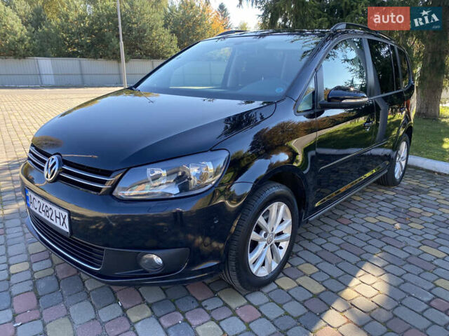 Черный Фольксваген Туран, объемом двигателя 1.97 л и пробегом 263 тыс. км за 10999 $, фото 2 на Automoto.ua