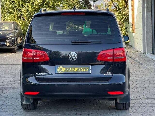 Черный Фольксваген Туран, объемом двигателя 1.6 л и пробегом 270 тыс. км за 11600 $, фото 4 на Automoto.ua