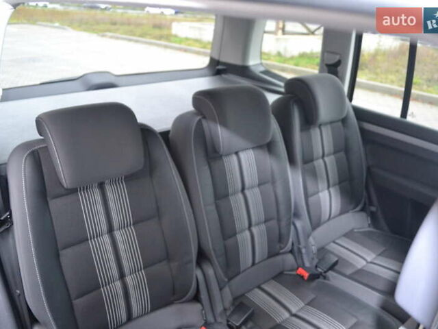 Черный Фольксваген Туран, объемом двигателя 2 л и пробегом 230 тыс. км за 14200 $, фото 24 на Automoto.ua