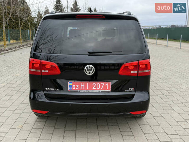Черный Фольксваген Туран, объемом двигателя 1.6 л и пробегом 211 тыс. км за 11300 $, фото 28 на Automoto.ua