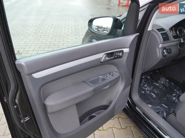 Черный Фольксваген Туран, объемом двигателя 2 л и пробегом 230 тыс. км за 14200 $, фото 12 на Automoto.ua