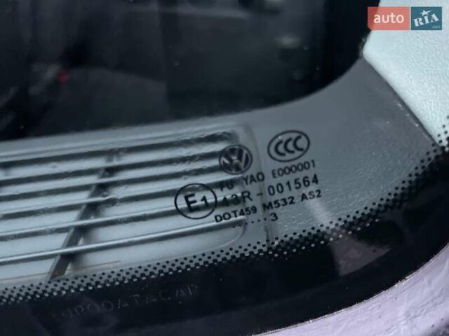 Чорний Фольксваген Туран, об'ємом двигуна 1.6 л та пробігом 231 тис. км за 11800 $, фото 66 на Automoto.ua