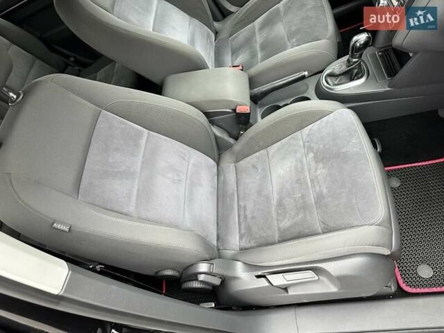 Черный Фольксваген Туран, объемом двигателя 2 л и пробегом 240 тыс. км за 11900 $, фото 14 на Automoto.ua