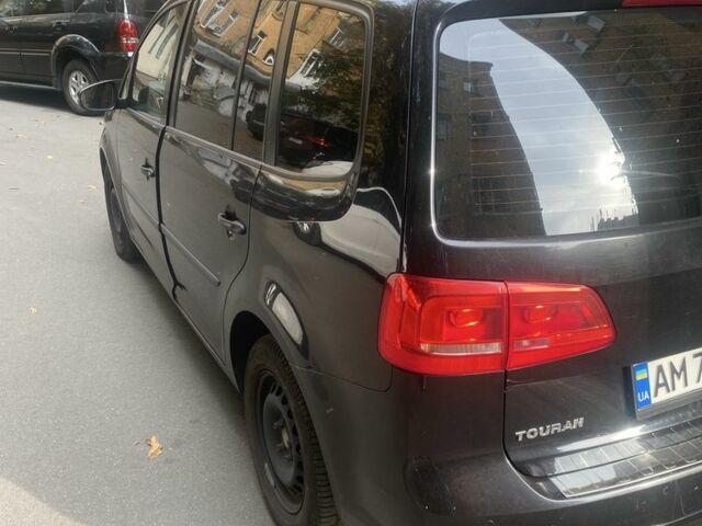 Черный Фольксваген Туран, объемом двигателя 1.6 л и пробегом 3 тыс. км за 9000 $, фото 9 на Automoto.ua