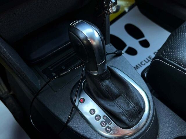 Черный Фольксваген Туран, объемом двигателя 1.6 л и пробегом 270 тыс. км за 11600 $, фото 14 на Automoto.ua