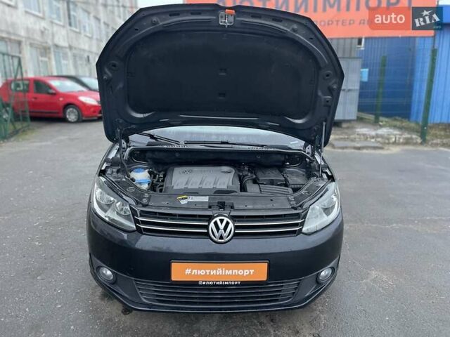 Чорний Фольксваген Туран, об'ємом двигуна 1.6 л та пробігом 231 тис. км за 11800 $, фото 56 на Automoto.ua
