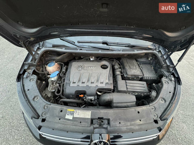 Черный Фольксваген Туран, объемом двигателя 1.6 л и пробегом 225 тыс. км за 8850 $, фото 15 на Automoto.ua