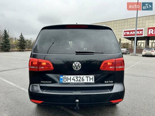 Черный Фольксваген Туран, объемом двигателя 2 л и пробегом 240 тыс. км за 11900 $, фото 4 на Automoto.ua