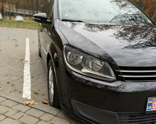 Чорний Фольксваген Туран, об'ємом двигуна 1.6 л та пробігом 243 тис. км за 8900 $, фото 10 на Automoto.ua