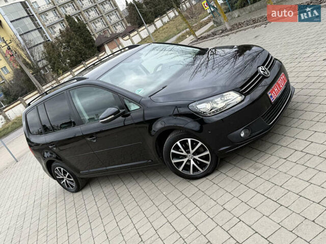 Черный Фольксваген Туран, объемом двигателя 1.6 л и пробегом 211 тыс. км за 11300 $, фото 14 на Automoto.ua
